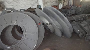 危機(jī)遏制需求，2012年前三季度中比貿(mào)易額下滑